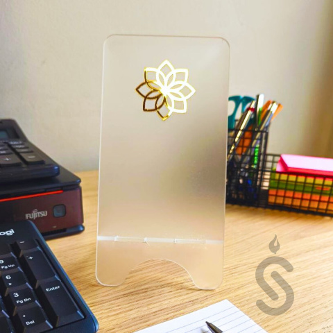 Stojak podstawka na telefon plexi z logiem firmy Stojak podstawka na telefon plexi z logiem firmy